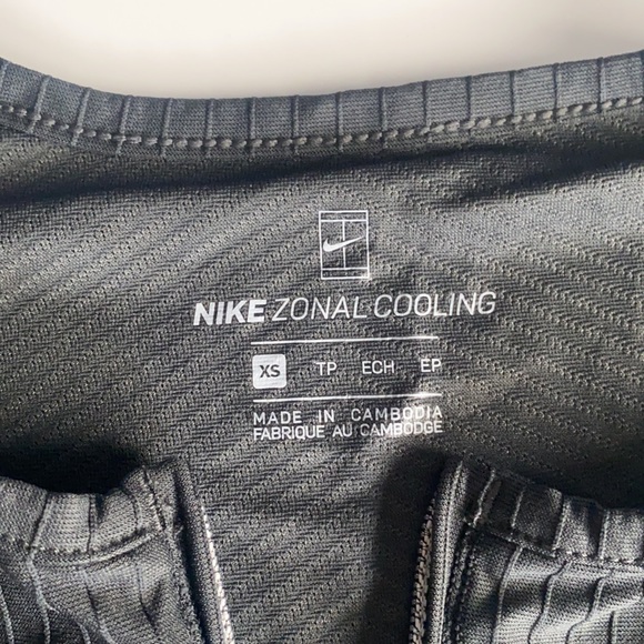 Nike crop long sleeve - Picture 2 of 5